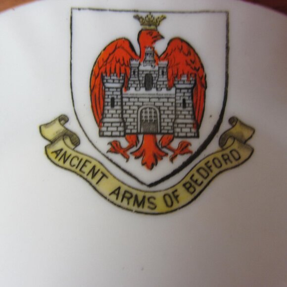 W.H. Goss crested china vintage Ancient Arms of Bedford plate (GC051 Grace) - Picture 2 of 6